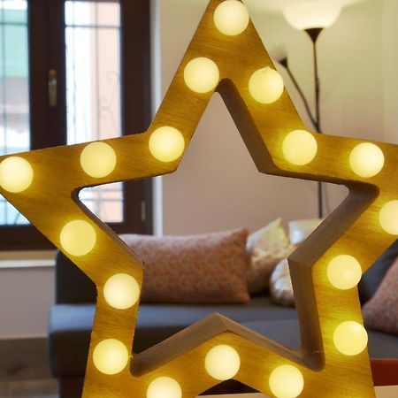 Apartamento San Jacinto Севилья Экстерьер фото