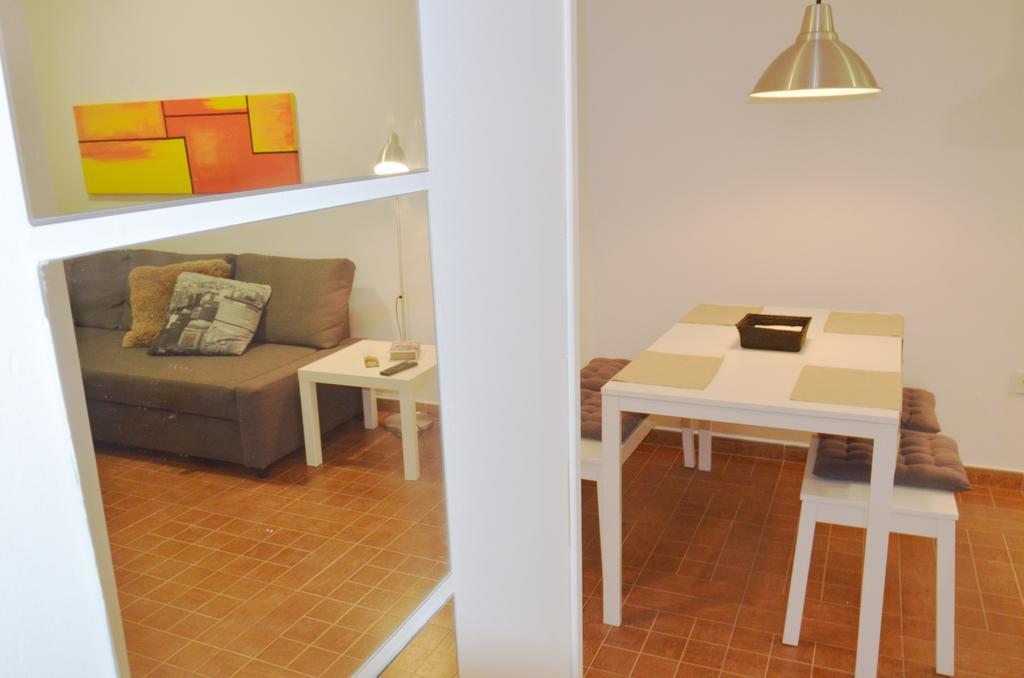 Apartamento San Jacinto Севилья Экстерьер фото